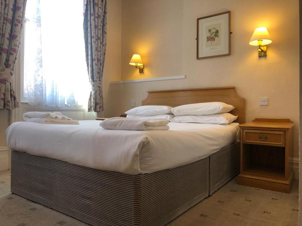 Hotel Capital Bournemouth Ngoại thất bức ảnh